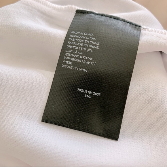 NWOT Bebe Flowy Chiffon Geometric Tribal Print Cold-Shoulder V-Neck Maxi Dress - Picture 13 of 15